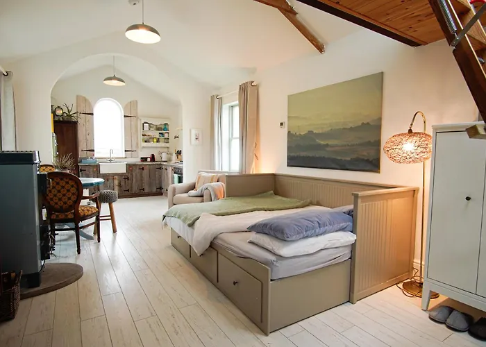 The Carton Store Loft Apt Корк